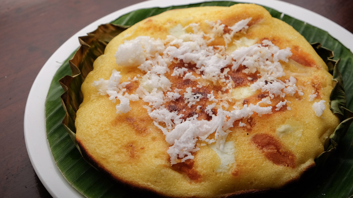 Bánh Bibingka là món ăn Giáng sinh quen thuộc với người Philippines.