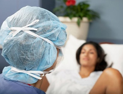 Nếu bạn sinh mổ thì có thể bị nhiễm trùng tại vết mổ.