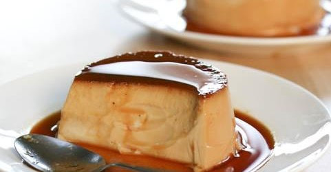  Caramen Hàng Than là địa danh đầu tiên giới trẻ nhắc đến khi muốn thưởng thức món caramen khoái khẩu. Ảnh: diachianvat