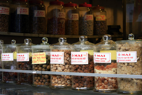 Ômai Hàng Đường Hà Nội đặc biệt được ưa thích. Ômai ở đây bán quanh năm với nhiều hương vị cách thức chế biến rất ngon và lạ.Ảnh: foody