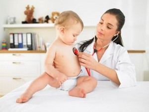 8 dau hieu benh tim canh bao nguy hiem o be