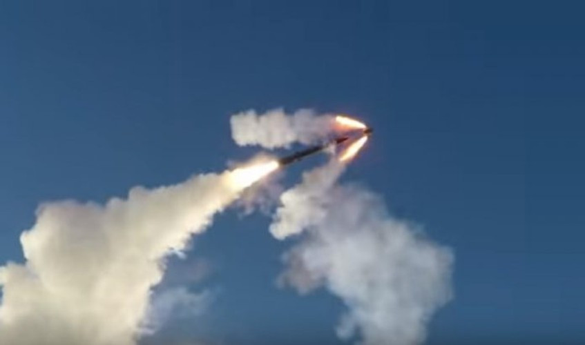 Cần lưu ý rằng theo những hình ảnh vệ tinh mới nhất, ngoài khơi Libya có ít nhất 5 tàu chiến Thổ Nhĩ Kỳ và 1 tàu khu trục Italia, gây ra mối đe dọa rất nghiêm trọng cho LNA.