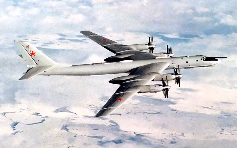 Khả năng phát hiện, tiêu diệt nhiều loại tàu ngầm khiến nó được mệnh danh là "sát thủ săn ngầm" hàng đầu của không quân hải quân Nga.