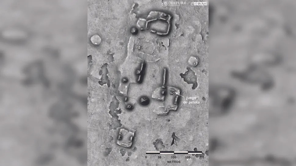 Trong cuộc khai quật ở Campeche, Mexico, các nhà khảo cổ đã tìm thấy tàn tích một công trình ngầm gần 2.000 tuổi của người Maya. Cấu trúc cổ xưa này nằm bên dưới một sân bóng.