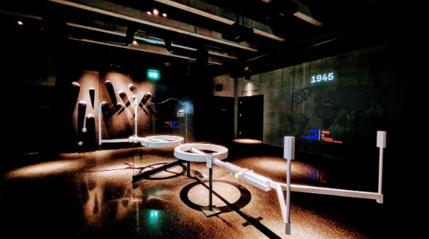 Trong suốt nhiều năm, hầm trú ẩn hạt nhân này được giới chức Đan Mạch giữ kín. Theo đó, công chúng không biết đến sự tồn tại của công trình này.