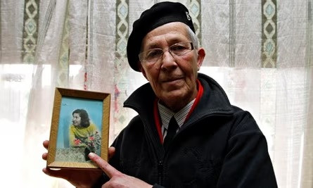 Trong hơn 5 thế kỷ qua, phụ nữ sống ở các vùng núi xa xôi phía bắc Albania có rất ít quyền lợi. Trong số này, họ không thể bầu cử, không có công việc cụ thể, không thể mua đất, nhà cửa hoặc vào các cơ sở. Họ cũng không được thừa kế tài sản, sản xuất, kinh doanh, hút thuốc...