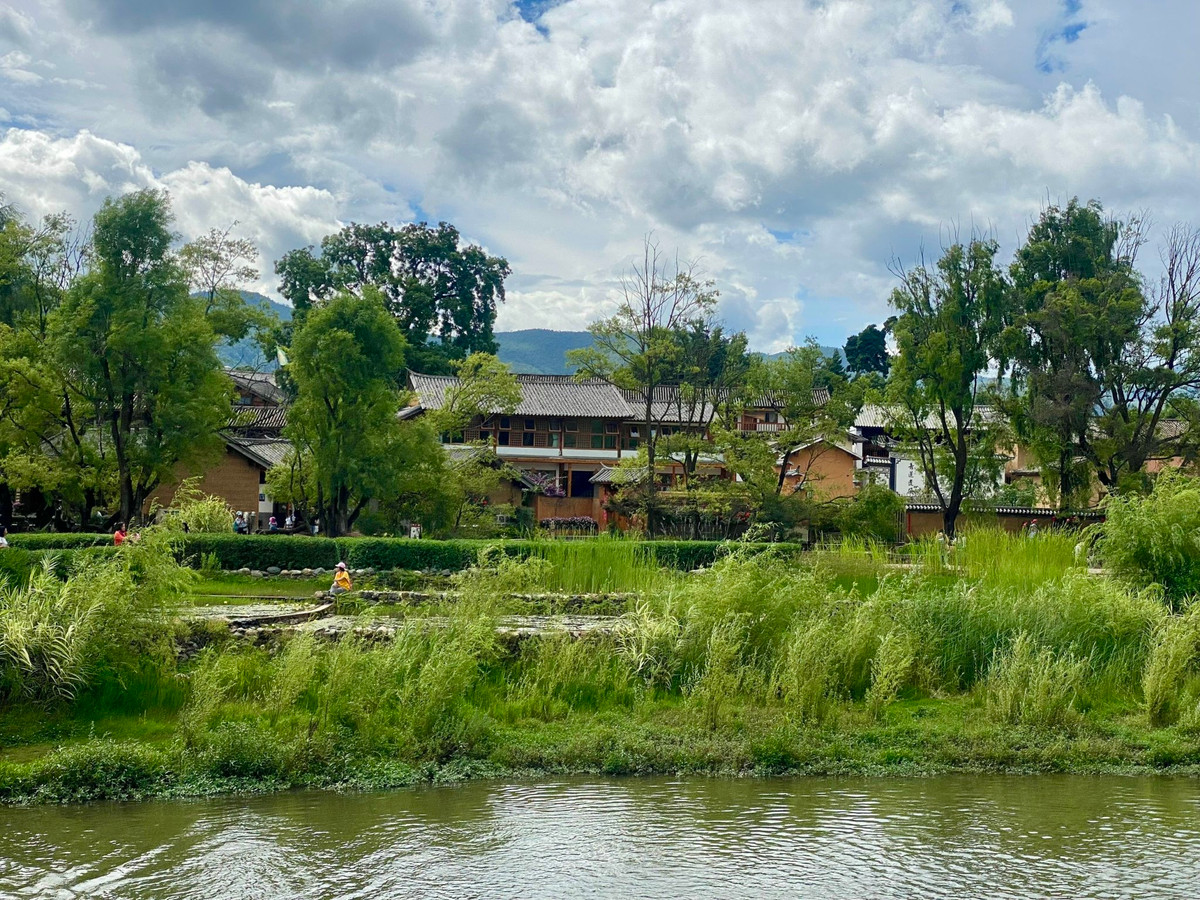 Theo đó, khi tới Sa Khê cổ trấn, du khách không chỉ có cơ hội chiêm ngưỡng vẻ đẹp của nơi này mà có thể tìm hiểu về lịch sử, văn hóa, kiến trúc... cũng như cuộc sống của người dân địa phương.