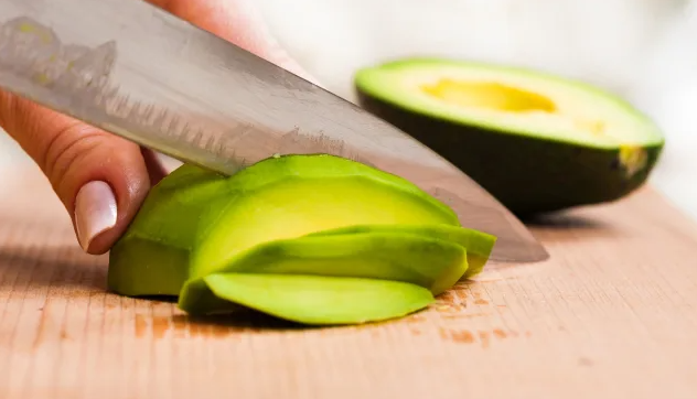 8. Bơ giúp tăng cường trao đổi chất và rèn luyện sức bền: Theo các nhà nghiên cứu, ăn bơ có thể giúp tăng năng lượng một cách tự nhiên. Ảnh: Shutterstock.