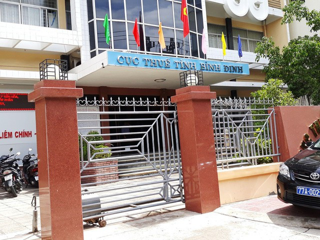 Hàng loạt lãnh đạo Cục Thuế Bình Định có dấu hiệu chiếm đoạt tiền thuế Hang loat lanh dao Cuc Thue Binh Dinh co dau hieu chiem doat tien thue