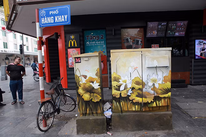 Bot dien ban o Ha Noi bat ngo “no hoa”-Hinh-6