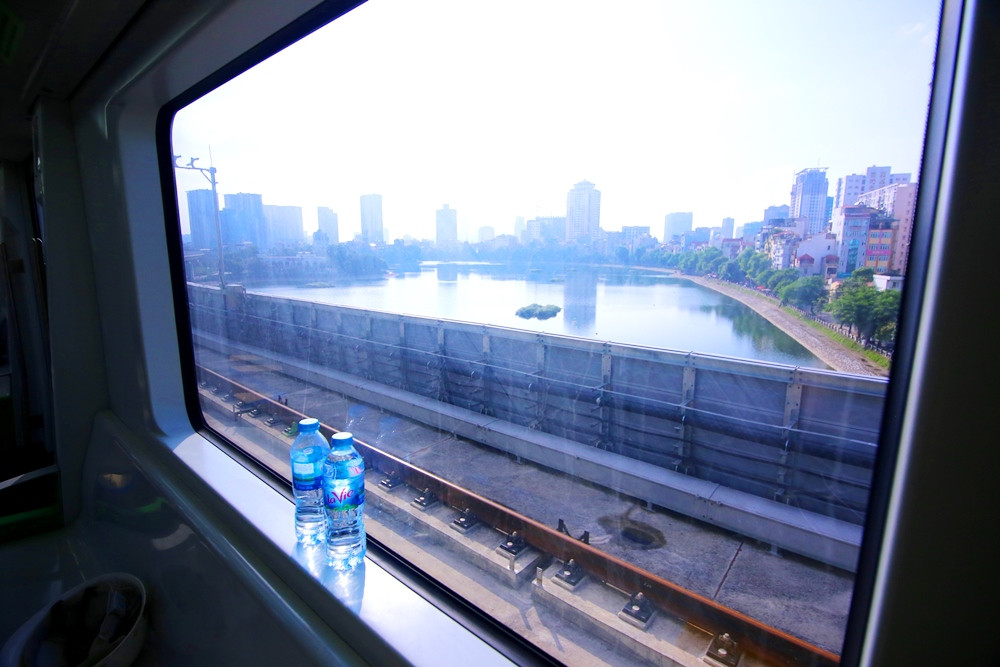 “Muc so thi” tau dien tren cao dau tien cua Ha Noi-Hinh-19