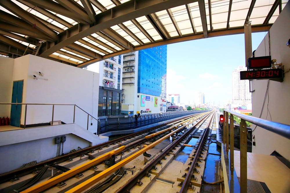 “Muc so thi” tau dien tren cao dau tien cua Ha Noi-Hinh-3