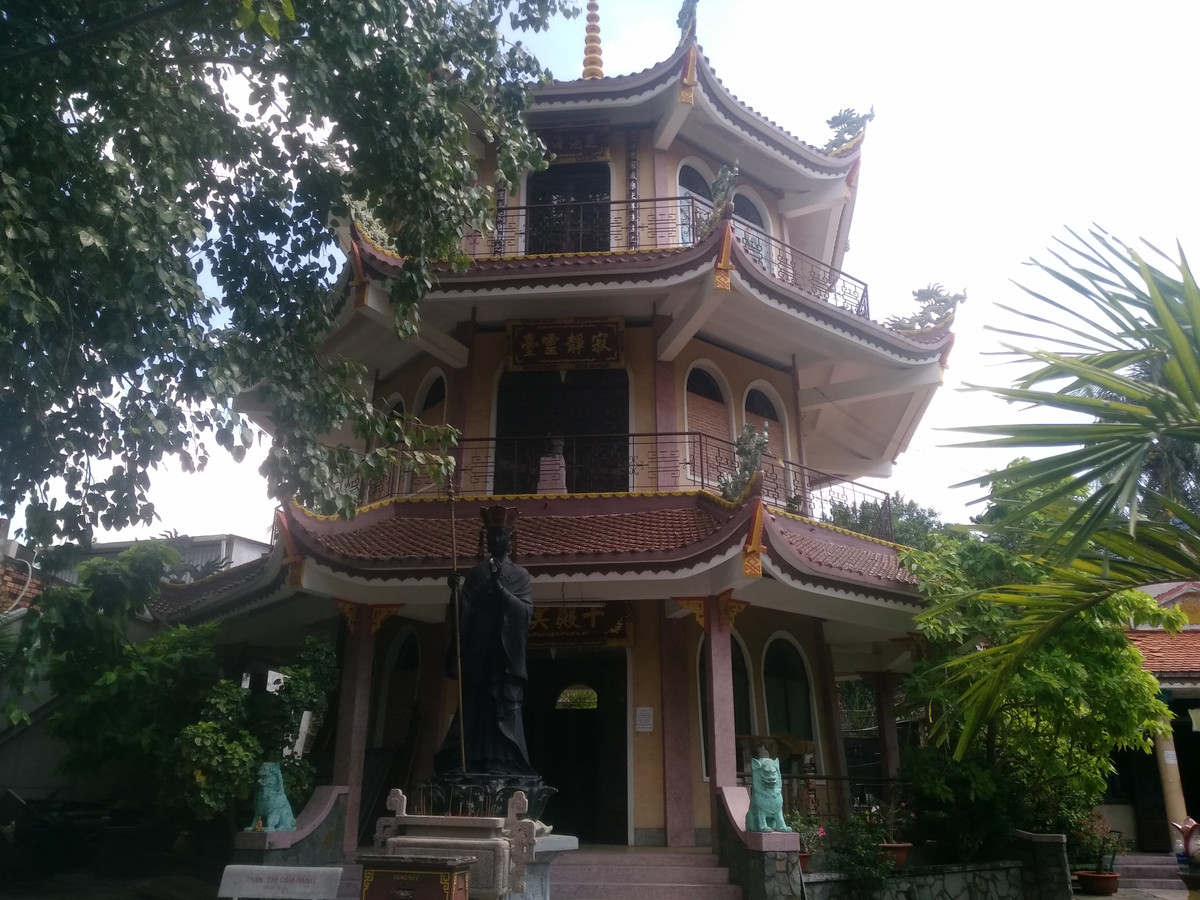 Cuc doc ngoi chua Mot Cot co mot khong hai o Sai Gon-Hinh-10