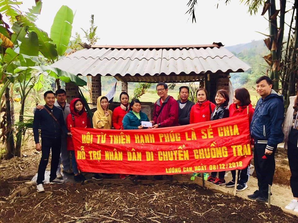 CLB hỗ trợ kinh phí cho người dân để xây dựng chuồng trại.