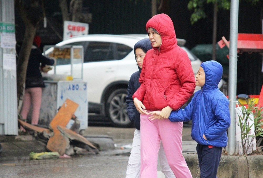 Nguoi Ha Noi trum ao mua, co ro trong dot ret dam dau mua-Hinh-8