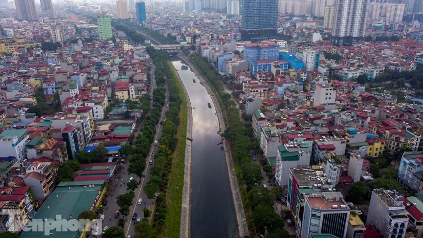 Tran ngap nuoc thai, lieu song To Lich co tai sinh thanh song Thames?