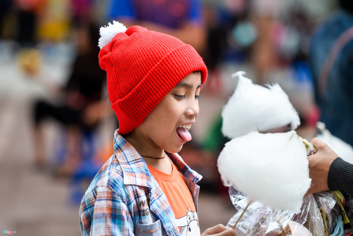 Giang sinh cua nhung em be trong benh vien-Hinh-8