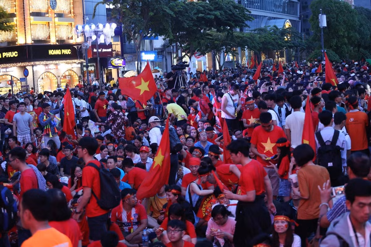 Mỗi người đều biết cách ứng xử bằng việc nhường nhau chỗ ngồi