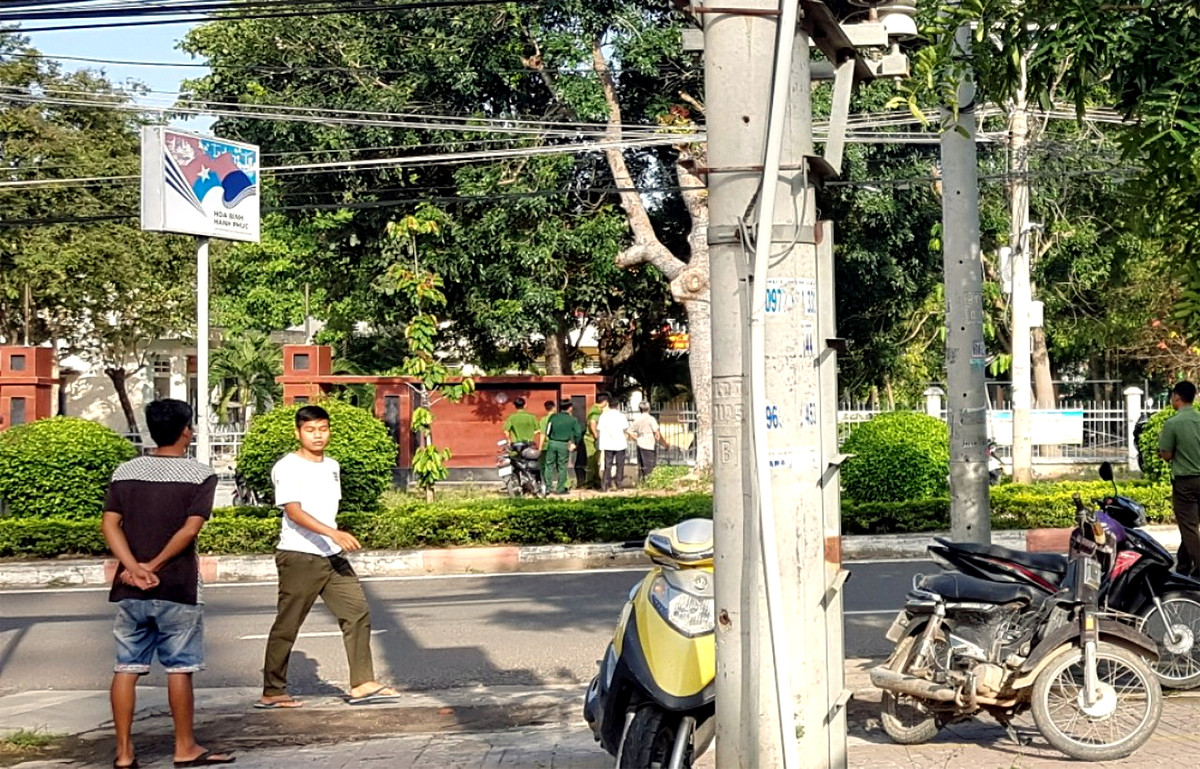 Bang hoang truoc loi ke cua gia dinh nu Pho Chu tich HDND phuong bi ban chet-Hinh-2