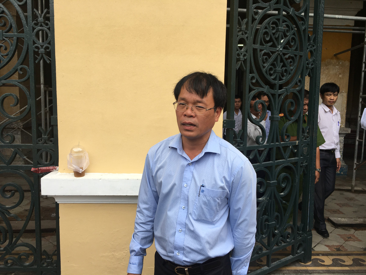 Vu chim ca no o bien Can Gio: Ong Vu Van Dao viet don khang cao