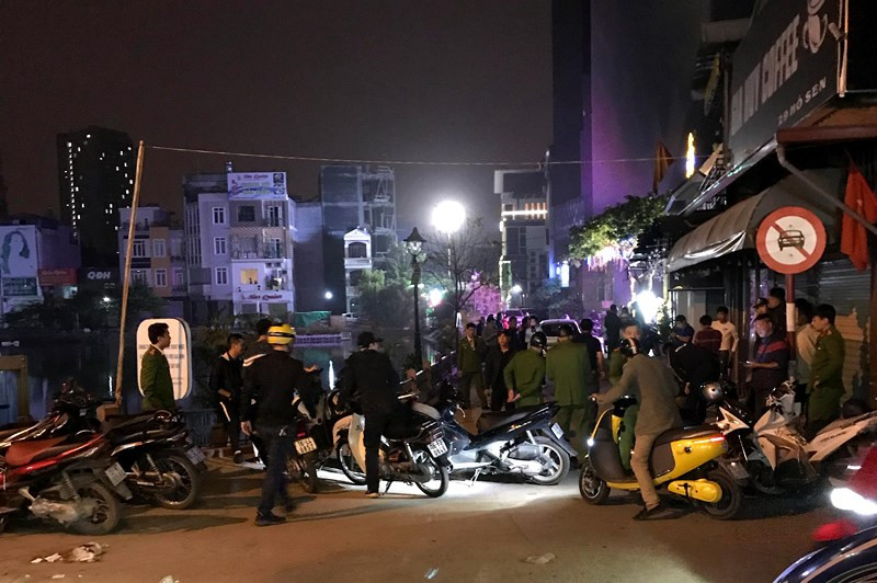 Doc gi hom nay 26/12: Be 3 tuoi chet tuc tuoi tai chung cu Lotus-Hinh-4