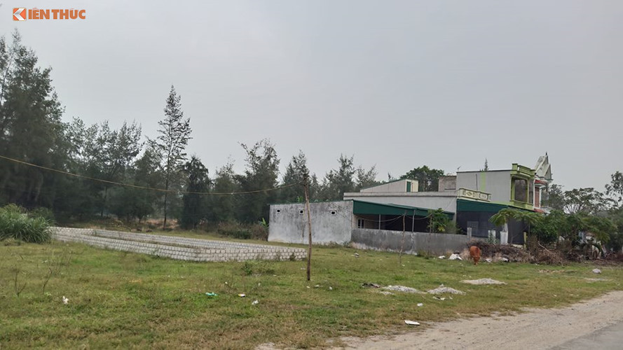 Thanh Hoa xoa rung phong ho lam du lich: Can bo va nguoi nha 