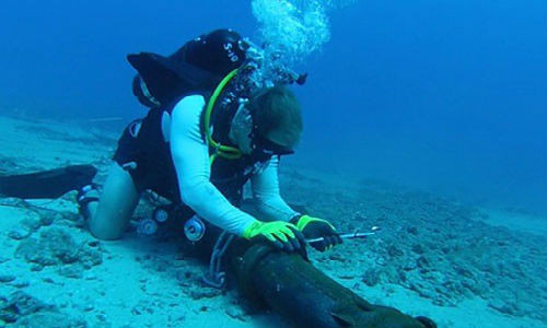 Cap quang bien AAG duoc khac phuc som hon du dinh