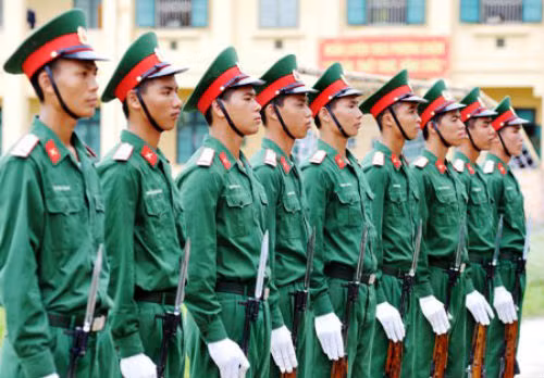 Hinh anh kho luyen cua doi tieu binh canh giac ngu cho Bac