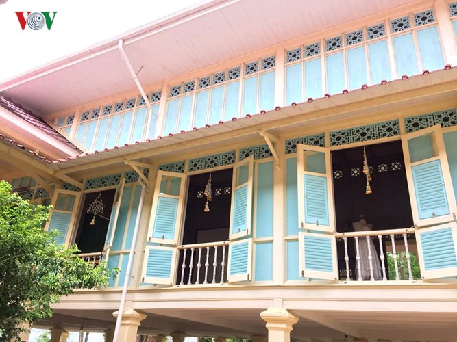 Cung điện được chia thành các khu vực dành riêng cho nam giới và phụ nữ, như khu vực dành cho nhà vua và các vương phi, khu vực dành cho các vị cận thần, khu vực dành cho những người phục vụ... Ảnh: Phòng ở của một vị vương phi.