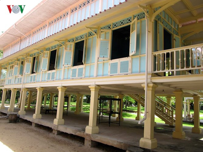 Tất cả các phòng trong cung điện Mrigadayavan đều mang màu sắc tươi sáng, trang nhã.