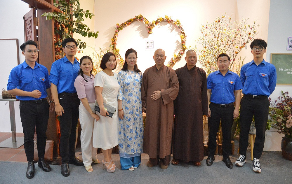 Nghe thuat Sen Viet 2023: Phat huy tinh huong thien trong Phat giao-Hinh-2