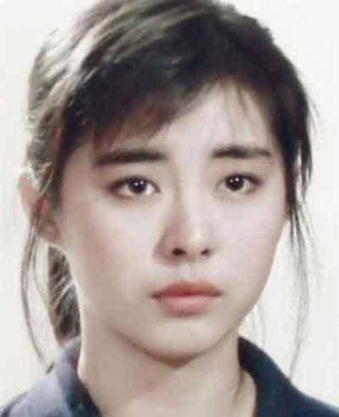 6 ngôi sao đẹp nhất Hồng Kông: Người đầu tiên hoàn toàn thuyết phục - Hình 4 6 ngoi sao dep nhat Hong Kong: Nguoi dau tien hoan toan thuyet phuc-Hinh-4