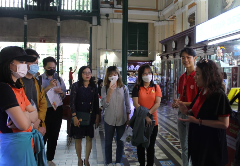 Sap co trai nghiem moi tren tuyen buyt 2 tang o TP HCM-Hinh-5