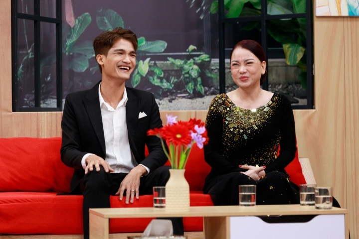 Mac Van Khoa ke chuyen bi me vo nghi ngo