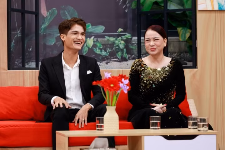 Mac Van Khoa ke chuyen bi me vo nghi ngo