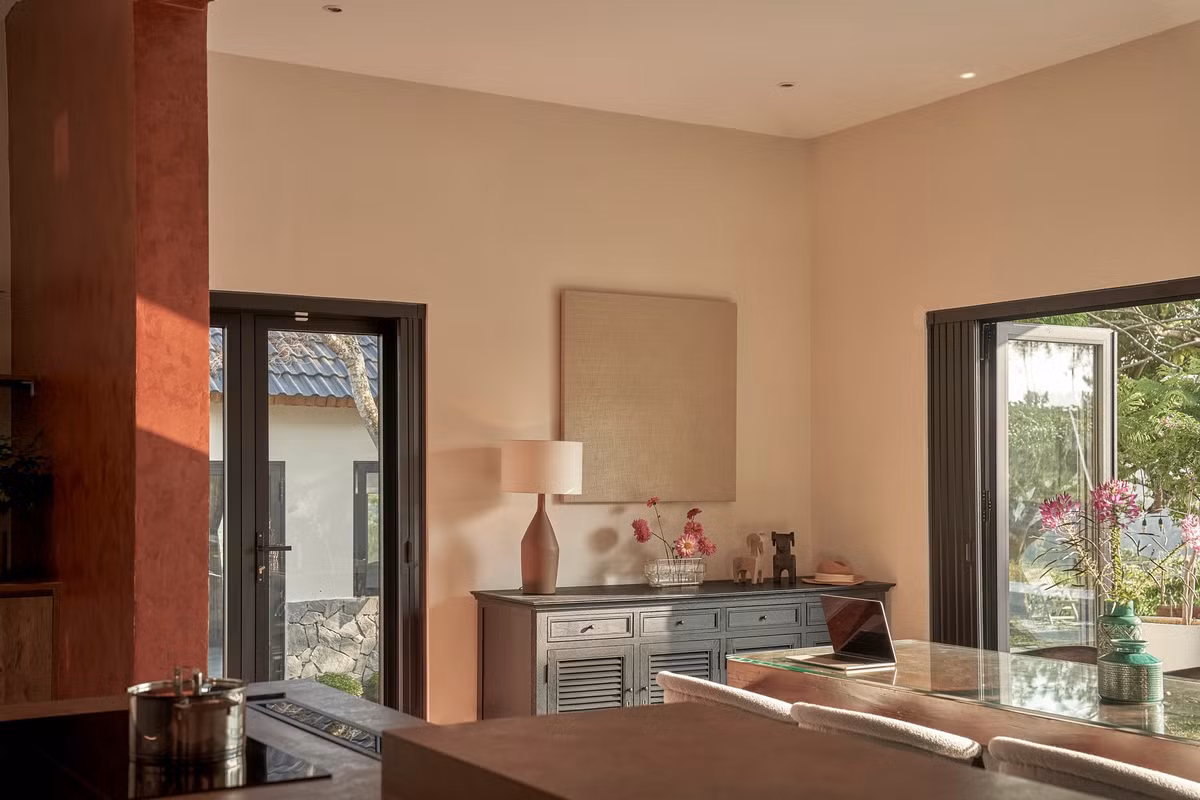 Ngoi nha tren dinh doi o Bao Loc mang mau sac vung dat do-Hinh-10