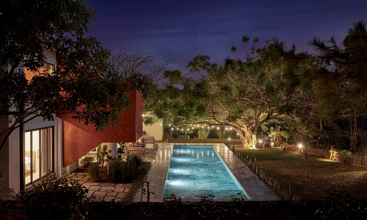 Ngoi nha tren dinh doi o Bao Loc mang mau sac vung dat do-Hinh-3