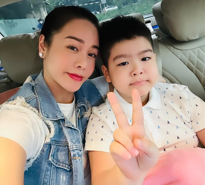 Nhật Kim Anh sau 4 năm ly hôn: Ưu tiên sự nghiệp Nhat Kim Anh sau 4 nam ly hon: Uu tien su nghiep