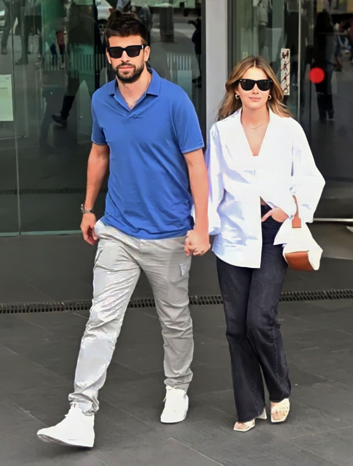 Pique sắp cưới bồ trẻ giữa tin Shakira cặp tay đua Lewis Hamilton Pique sap cuoi bo tre giua tin Shakira cap tay dua Lewis Hamilton