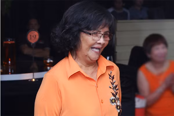 Mẹ ruột Đàm Vĩnh Hưng trong những năm gần đây tình trạng sức khỏe đi xuống khá nhiều.