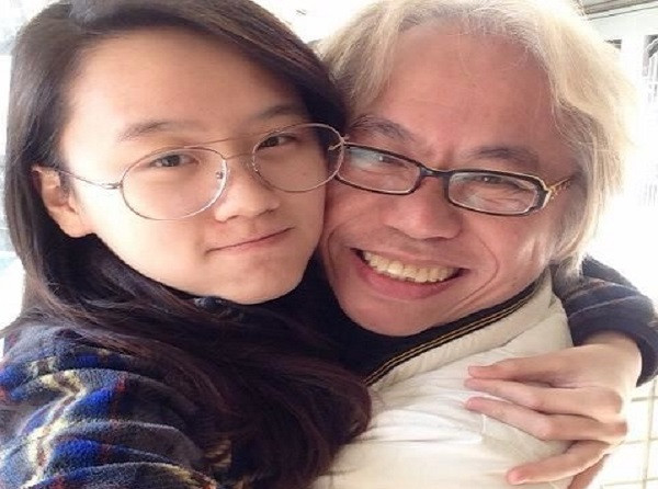 Lý do vợ kém 40 tuổi biến mất sau khi Lý Khôn Thành qua đời Ly do vo kem 40 tuoi bien mat sau khi Ly Khon Thanh qua doi