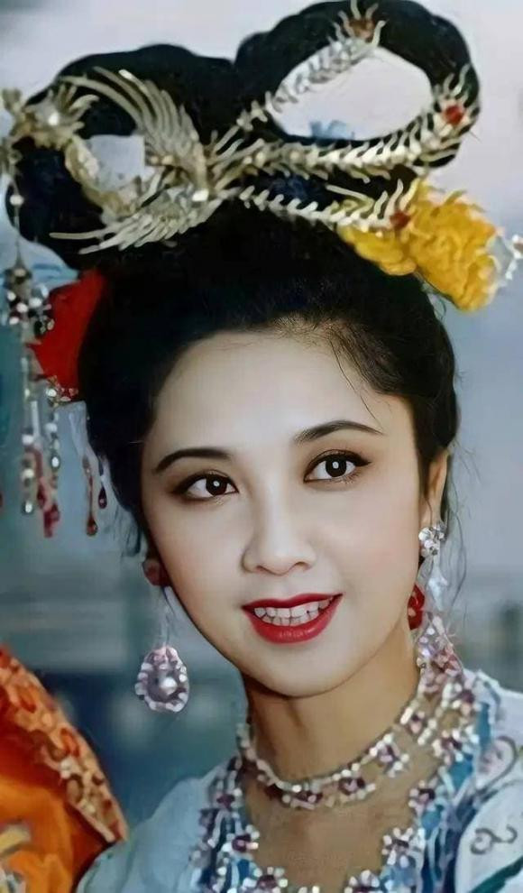 "Tứ đại mỹ nhân" của Trung Quốc đại lục những năm 1980