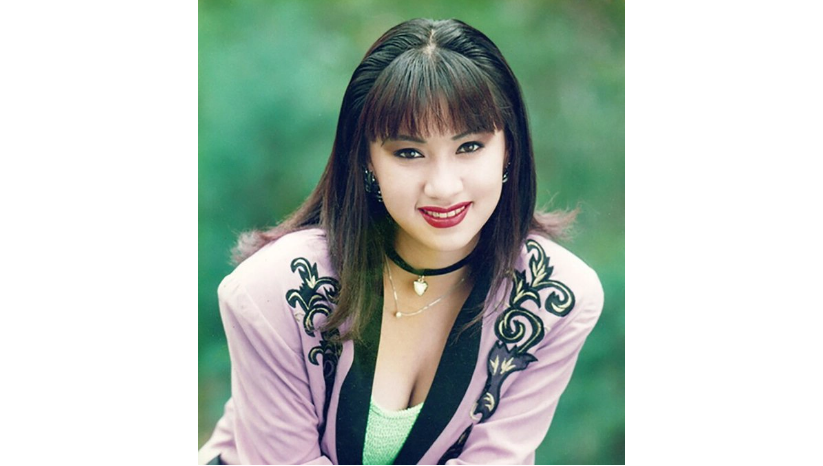 Cô và tài tử Lý Hùng từng có mối tình đẹp được nhiều người ngưỡng mộ. Thời điểm đó, Y Phụng cùng lúc nhận đóng ba, bốn phim và trở thành một trong những gương mặt có cát-sê cao nhất của dòng phim thị trường. Khi sự nghiệp và nhan sắc đang ở đỉnh cao, cô bất ngờ sang Mỹ định cư và hoạt động với vai trò ca sĩ khiến khán giả tiếc nuối.