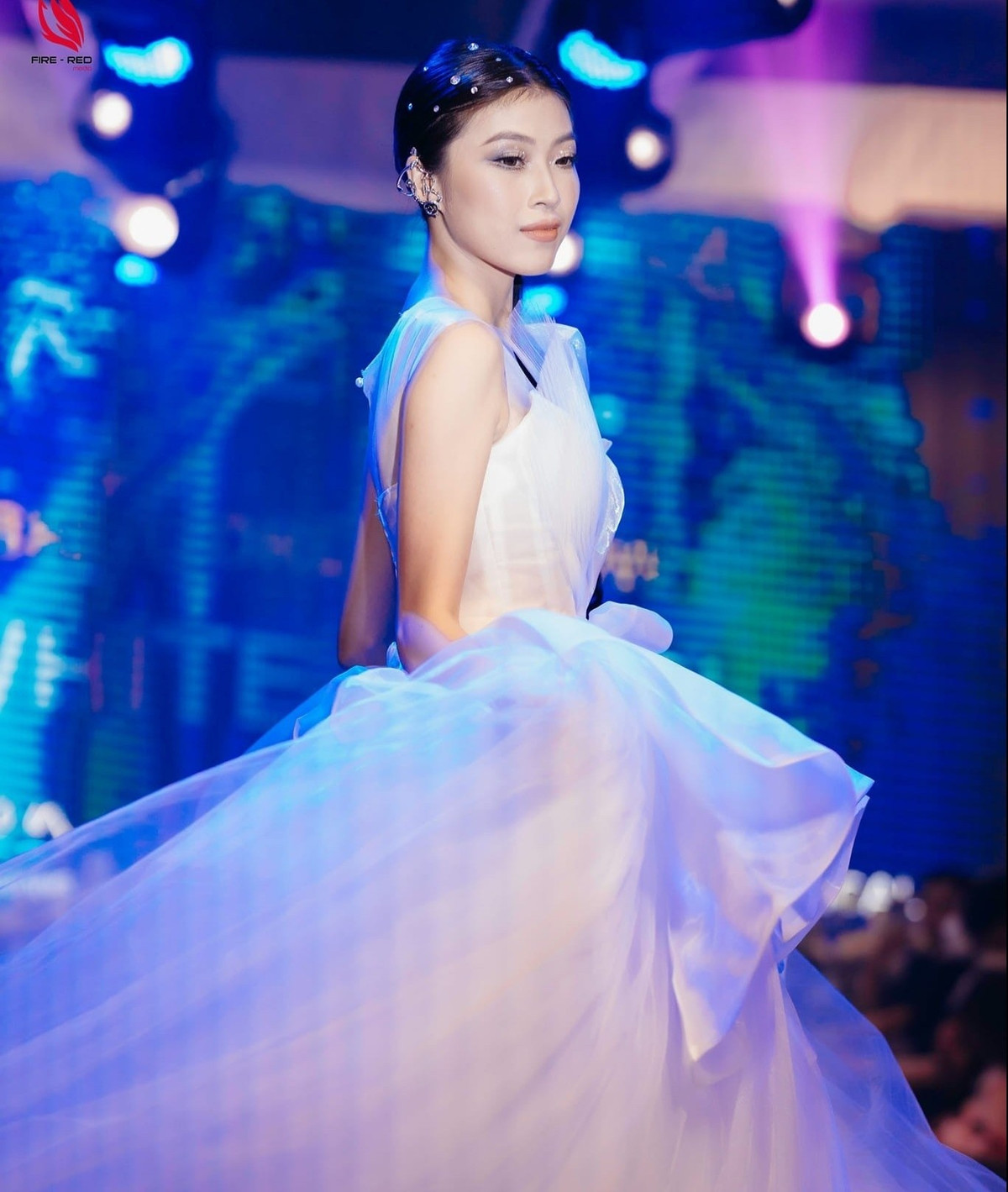 Trước vòng sở khảo tại TP.HCM, ban tổ chức Miss Grand Vietnam 2023 (Hoa hậu Hòa bình Việt Nam) công bố danh sách những thí sinh đầu tiên. Phan Nguyễn Ngọc Trâm, sinh năm 1996, đến từ Đà Nẵng. Cô từng tốt nghiệp chuyên ngành Quản trị nhà hàng khách sạn tại Cao đẳng Du lịch Đà Nẵng.