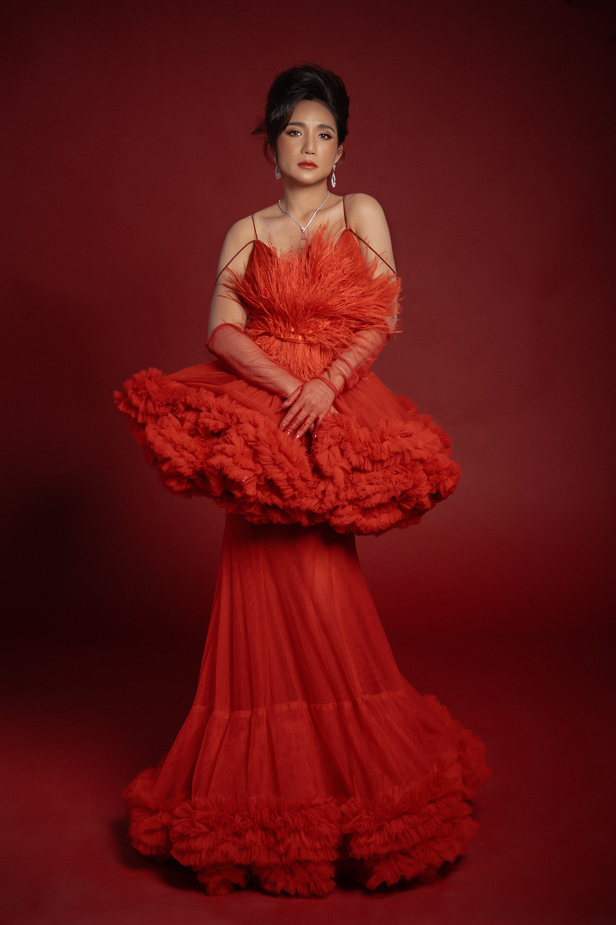 MC Cát Tường tìm bạn đời sau 21 năm làm mẹ đơn thân - Hình 2 MC Cat Tuong tim ban doi sau 21 nam lam me don than-Hinh-2