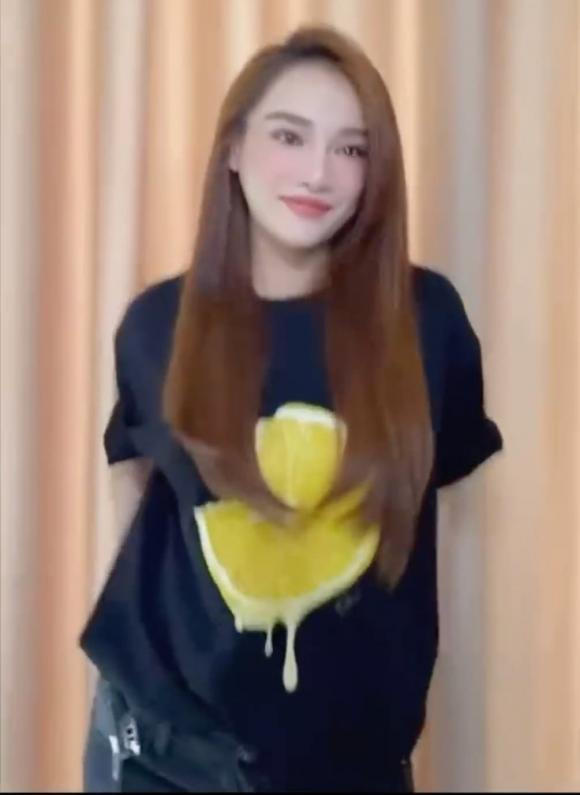 Nha Phuong khoe can nhan sac lan voc dang khi dang bau bi-Hinh-4