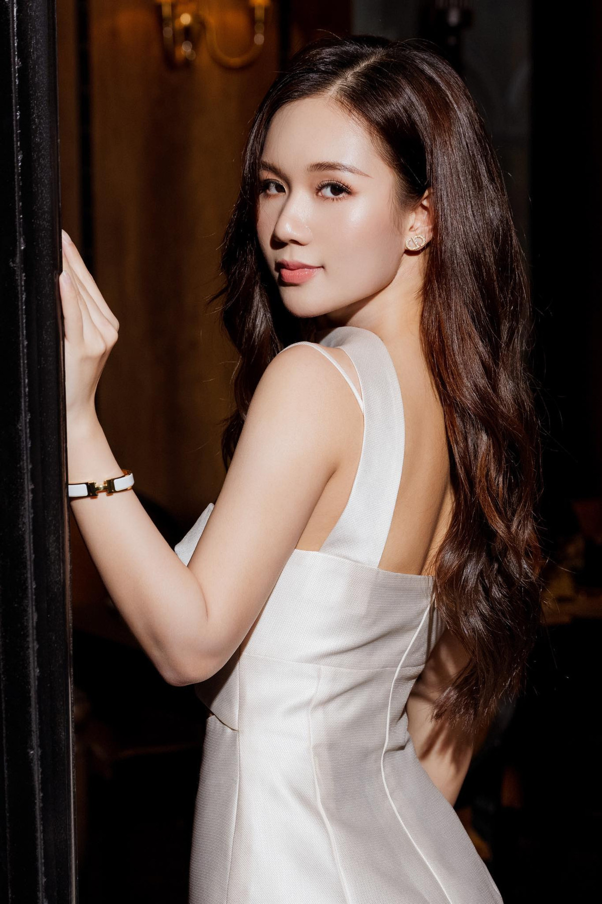 Trên trang cá nhân, nữ diễn viên sinh năm 1995 không ngại đăng tải những khoảnh khắc cô mặc nội y tạo dáng táo bạo. Loạt ảnh này luôn nhận lượng like và tương tác lớn từ cư dân mạng.