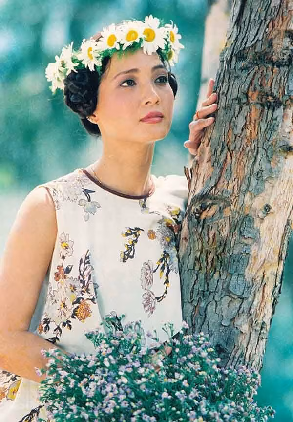 NSND Le Khanh thoi tre dep tua nu than, tuoi 60 bi don tham my-Hinh-7