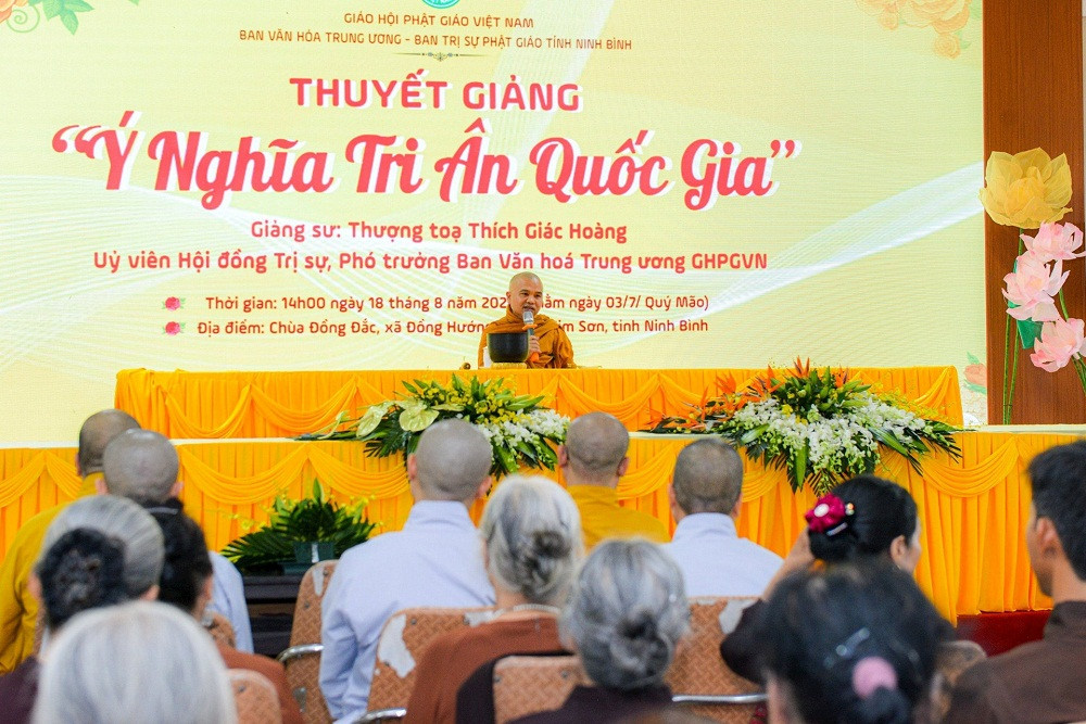 Le hoi Vu Lan bao hieu 2023: Tri an gia dinh co cong voi cach mang-Hinh-6