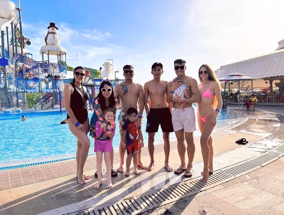 Than hinh cuc pham cua vo Bui Tien Dung sau 2 thang sinh con